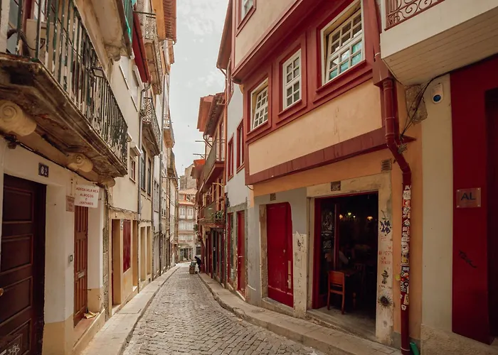 Vintage Flat By Hosty *