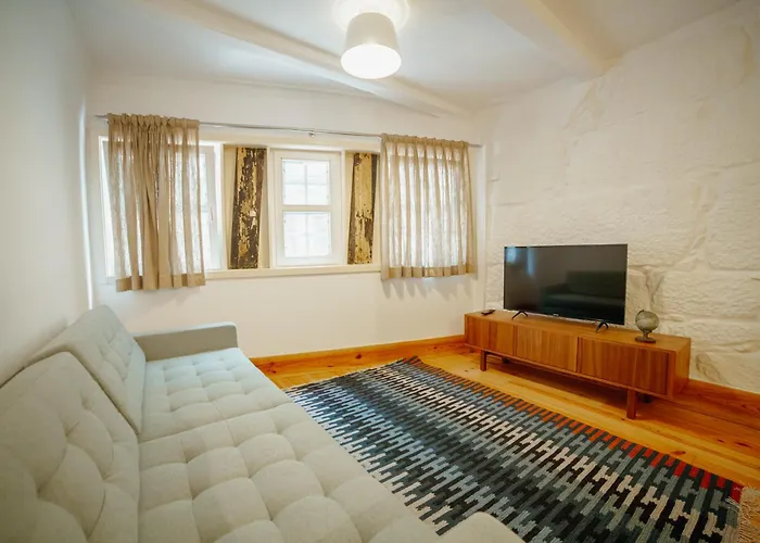 Vintage Flat By Hosty Appartement Oporto